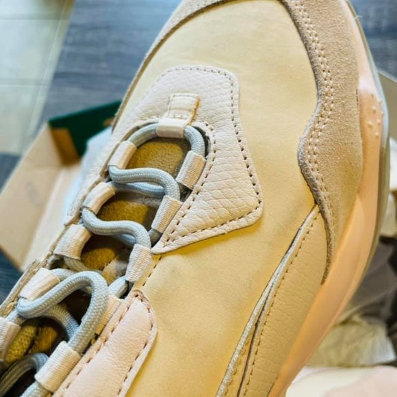 NIB Puma Thunder desert vachetta tan cream sneaker - Picture 5 of 10